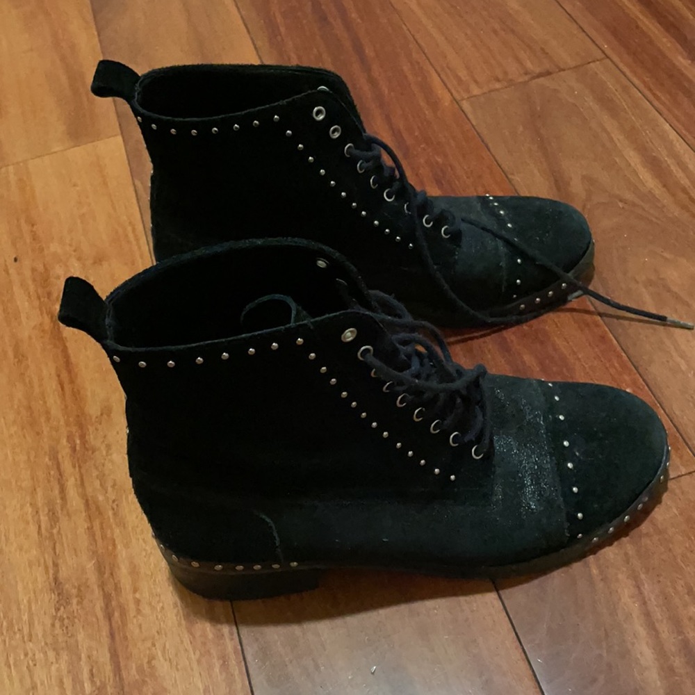 Marc Fisher Ltd Size 7 Black Booties In Great Con… - image 4
